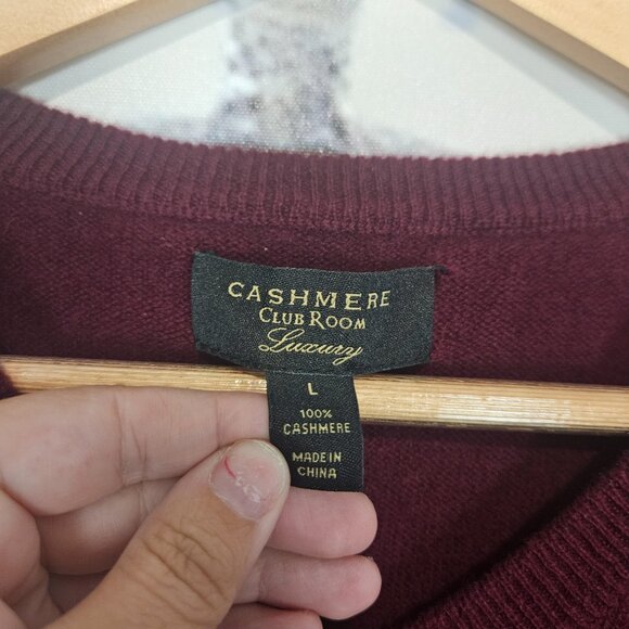 Club Room Men's Sweater Size Large 100% Cashmere V Neck - Picture 3 of 8